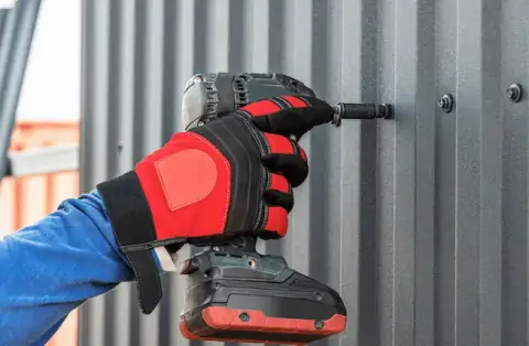 Travaux de zinguerie - Saint-Thibéry